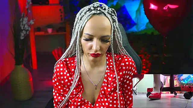 MonicaMaxwel online show from 02-13-25, 12:00