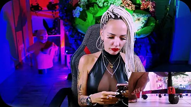 MonicaMaxwel online show from 09-27-25, 11:15