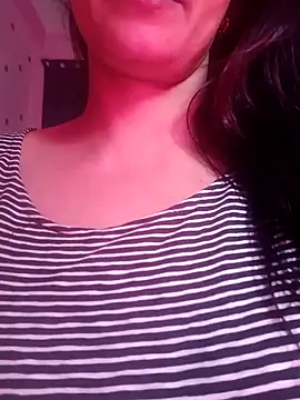 Snapshot of Ankita202 chatting on 11-25-25, 05:18 Ankita202 online show from 11-25-25, 05:18