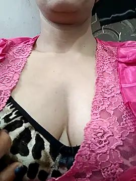 Snapshot of Ankita202 chatting on 11-27-25, 07:43 Ankita202 online show from 11-27-25, 07:43