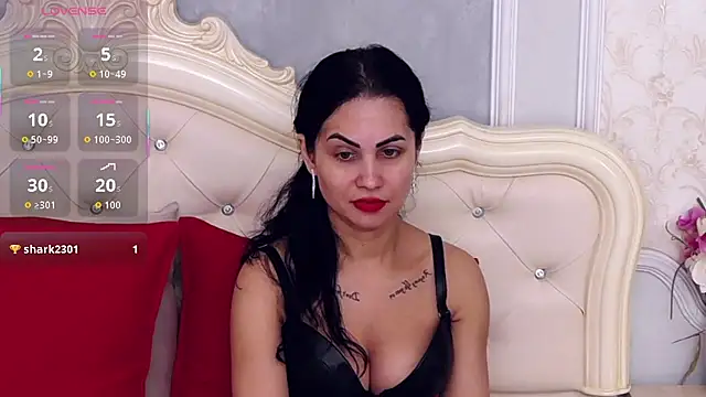 Snapshot of HeidiLust chatting on 11-14-25, 06:23 HeidiLust online show from 11-14-25, 06:23