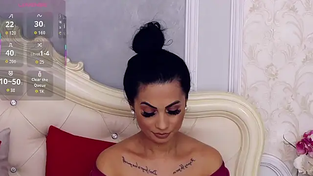 Snapshot of HeidiLust chatting on 11-21-25, 06:12 HeidiLust online show from 11-21-25, 06:12