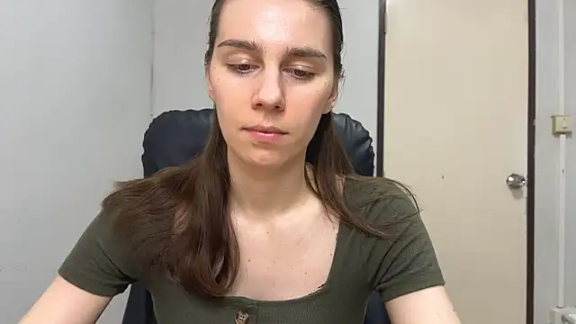 Snapshot of SassyJessi chatting on 02-26-25, 10:15 SassyJessi online show from 02-26-25, 10:15