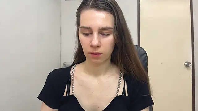 Snapshot of SassyJessi chatting on 03-05-25, 04:13 SassyJessi online show from 03-05-25, 04:13