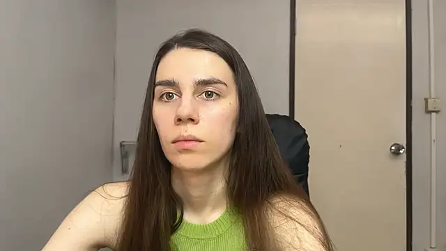 Snapshot of SassyJessi chatting on 09-25-25, 04:16 SassyJessi online show from 09-25-25, 04:16