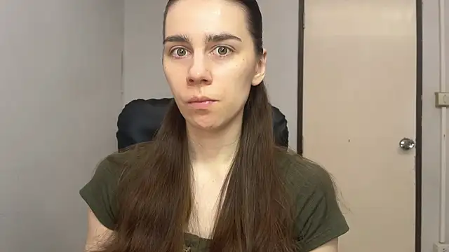 Snapshot of SassyJessi chatting on 09-27-25, 04:06 SassyJessi online show from 09-27-25, 04:06