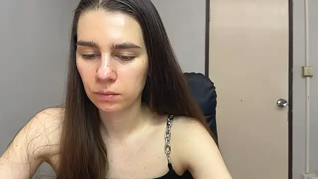 Snapshot of SassyJessi chatting on 11-11-25, 04:12 SassyJessi online show from 11-11-25, 04:12