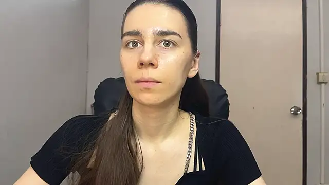 Snapshot of SassyJessi chatting on 12-03-25, 04:09 SassyJessi online show from 12-03-25, 04:09