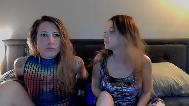 Snapshot of molly_witha_chance chatting on 02-25-25, 04:35 molly witha chance online show from 02-25-25, 04:35