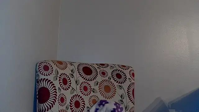 Snapshot of molly_witha_chance chatting on 03-16-25, 11:16 molly witha chance online show from 03-16-25, 11:16