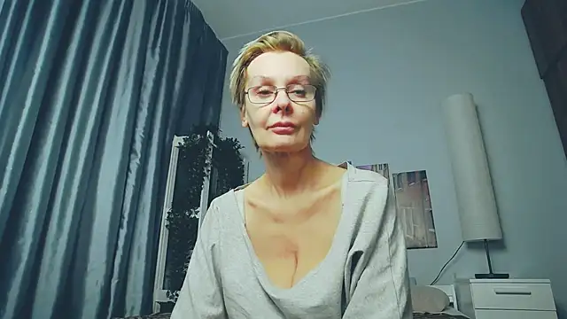 HelgaHimmell online show from 03-09-25, 10:08