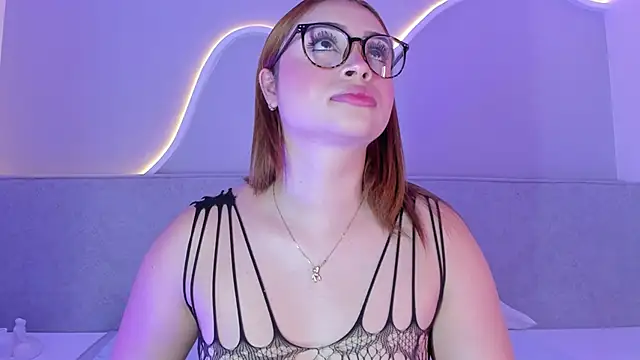 sophia 98 online show from 06-18-26, 07:40