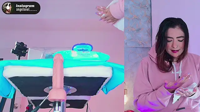 Snapshot of Angelst__ chatting on 11-22-25, 06:01 Angelst online show from 11-22-25, 06:01