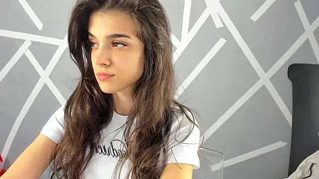 Snapshot of BabyAylin chatting on 12-03-24, 11:33 BabyAylin online show from 12-03-24, 11:33