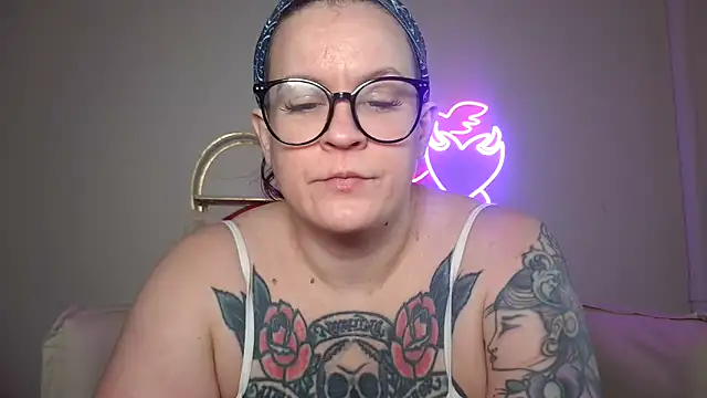 quinnmariexo online show from 02-01-26, 03:54