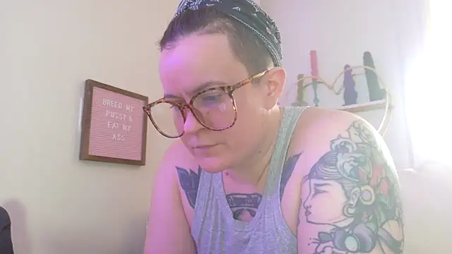 quinnmariexo online show from 03-08-26, 06:55