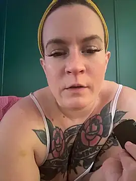 quinnmariexo online show from 05-26-26, 03:30