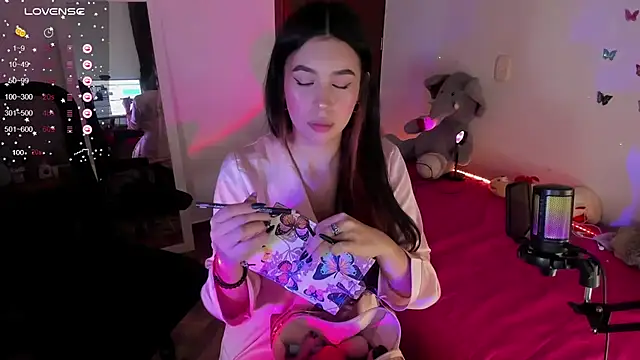 Snapshot of youpinkgirl_ chatting on 12-31-24, 01:57 youpinkgirl online show from 12-31-24, 01:57