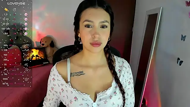 Snapshot of youpinkgirl_ chatting on 01-11-25, 01:06 youpinkgirl online show from 01-11-25, 01:06