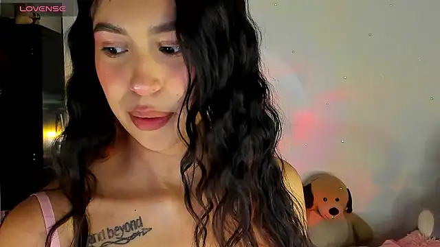 Snapshot of youpinkgirl_ chatting on 01-22-25, 01:42 youpinkgirl online show from 01-22-25, 01:42