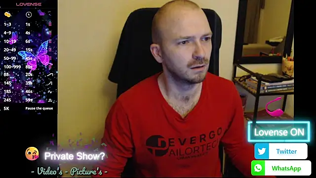 Snapshot of RealManHaveHairy chatting on 05-11-26, 06:16 RealManHaveHairy online show from 05-11-26, 06:16