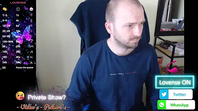 Snapshot of RealManHaveHairy chatting on 05-19-26, 05:08 RealManHaveHairy online show from 05-19-26, 05:08