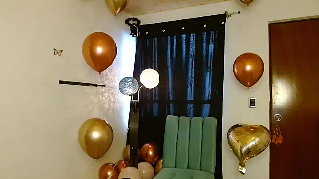 ella peck online show from 09-19-25, 04:40