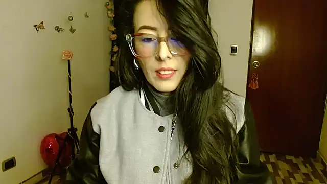 ella peck online show from 11-19-25, 05:18