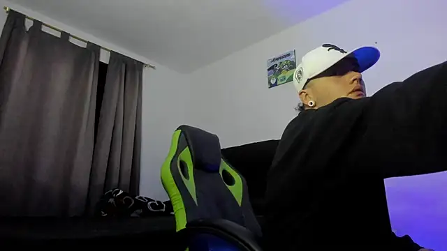 male pussy online show from 02-04-26, 01:44