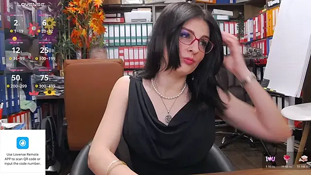 classyladyrellax online show from 12-20-25, 01:40