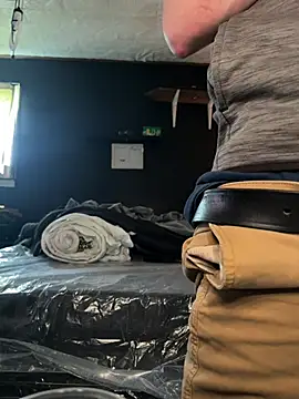 Tall ItalianGuy online show from 07-11-26, 05:37
