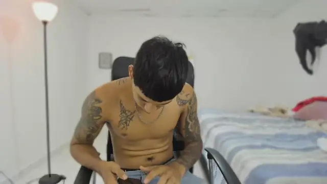 slim master12 online show from 02-23-26, 09:34