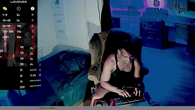 Snapshot of Southernfuckery chatting on 05-11-26, 03:34 Southernfuckery online show from 05-11-26, 03:34