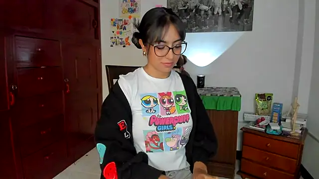 Snapshot of Isabellaa22_1 chatting on 01-03-25, 08:43 Isabellaa22 1 online show from 01-03-25, 08:43