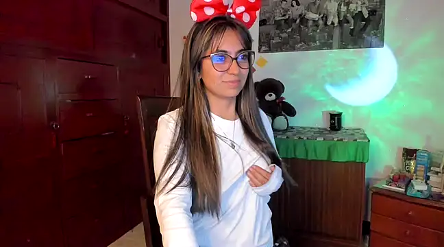 Snapshot of Isabellaa22_1 chatting on 01-31-25, 03:30 Isabellaa22 1 online show from 01-31-25, 03:30