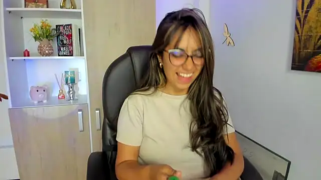 Snapshot of Isabellaa22_1 chatting on 02-26-25, 03:08 Isabellaa22 1 online show from 02-26-25, 03:08