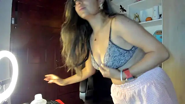 Isabellaa22 1 online show from 02-20-26, 06:26