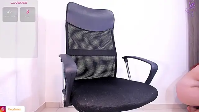 Fieryfenixx online show from 02-05-25, 04:06