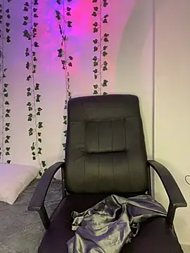 Grecia 21 online show from 12-19-24, 01:28