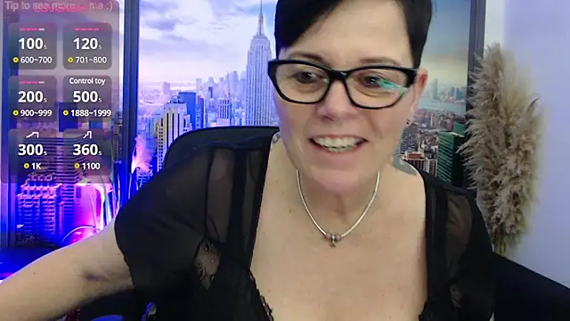 Snapshot of ninarandmann chatting on 12-24-24, 08:27 ninarandmann online show from 12-24-24, 08:27
