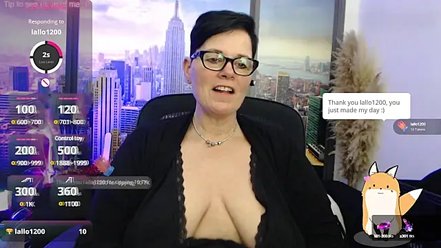 Snapshot of ninarandmann chatting on 02-08-25, 06:33 ninarandmann online show from 02-08-25, 06:33