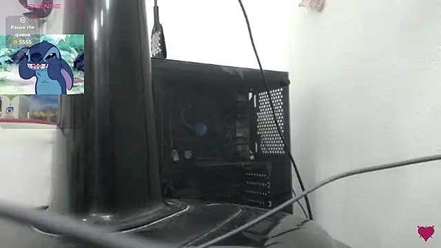 mom hot   online show from 07-12-26, 08:11