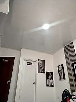 Natasha milf   online show from 04-12-26, 12:37