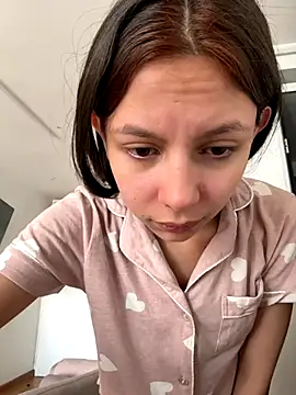 Bonniepark online show from 09-11-25, 05:02