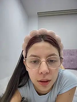 Bonniepark online show from 03-04-26, 11:00