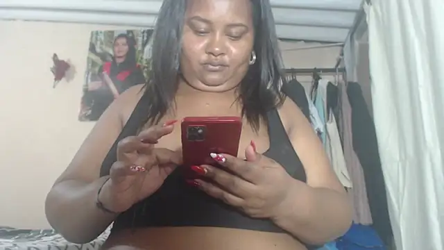 Snapshot of lorenxtaylor chatting on 02-14-26, 05:59 lorenxtaylor online show from 02-14-26, 05:59