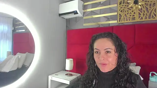 Snapshot of hanny_milf chatting on 04-21-26, 11:38 hanny milf online show from 04-21-26, 11:38
