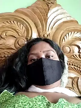 Idhika Paul online show from 03-17-25, 05:23