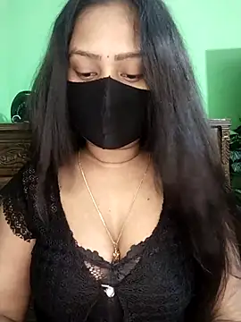 Idhika Paul online show from 03-18-26, 08:01