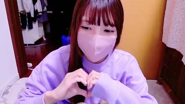 Snapshot of Naachan_ chatting on 12-10-24, 02:50 Naachan online show from 12-10-24, 02:50